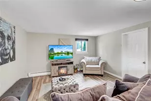 2573 Harvard Ln, Seaford, NY 11783 - Photo 4