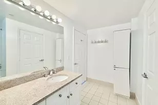 300 Mamaroneck Ave, White Plains, NY 10605 - Photo 12