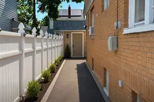 117-16 201 Pl, Saint Albans, NY 11412 - Photo 2