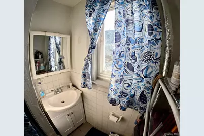 117-16 201 Place, Saint Albans, NY 11412 - Photo 18