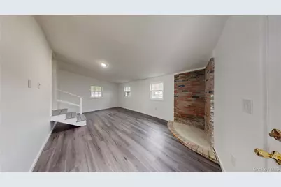 12 Periwinkle Drive, Bohemia, NY 11716 - Photo 4