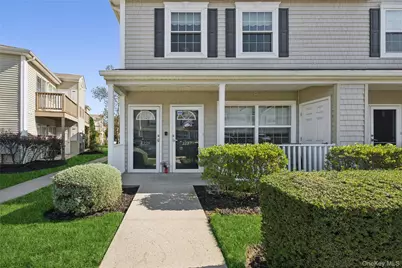 1228 Willow Lane, Valley Stream, NY 11580 - Photo 2