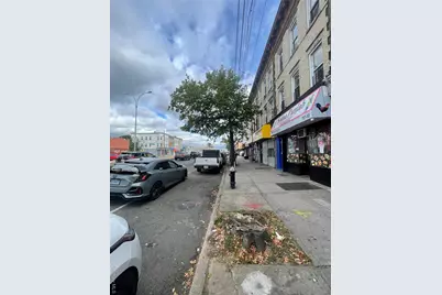 117-10 Atlantic Avenue, Richmond Hill, NY 11419 - Photo 6