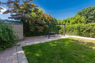 41-16 249th St, Little Neck, NY 11363 - Photo 24