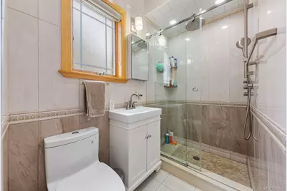 158-18 77th Avenue, Flushing, NY 11366 - Photo 10