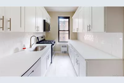 112-30 Northern Boulevard #4B, Corona, NY 11368 - Photo 4