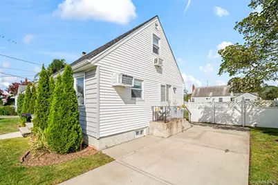 2197 6th Street, East Meadow, NY 11554 - Photo 24