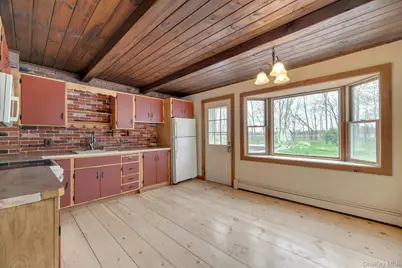28 (Aka 710) Sound Road, Greenport, NY 11944 - Photo 8