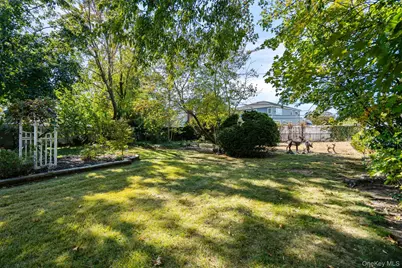 736 Bellmore Road, North Bellmore, NY 11710 - Photo 30