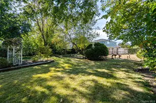 736 Bellmore Rd, North Bellmore, NY 11710 - Photo 30