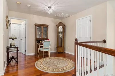 8 Scarborough Drive, Smithtown, NY 11787 - Photo 22