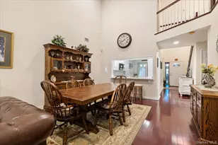 8 Scarborough Dr, Smithtown, NY 11787 - Photo 16