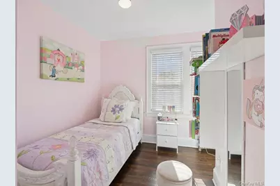 59 E 21st Street, Huntington Station, NY 11746 - Photo 22