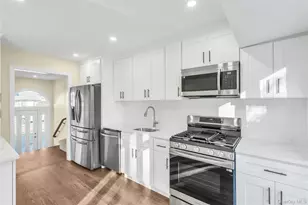 248 N Iowa Ave, Massapequa, NY 11758 - Photo 4