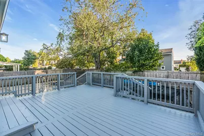 248 N Iowa Avenue, Massapequa, NY 11758 - Photo 16