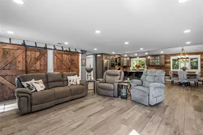 108 Sportsmen Street, Central Islip, NY 11722 - Photo 4