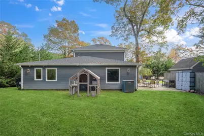 108 Sportsmen Street, Central Islip, NY 11722 - Photo 16