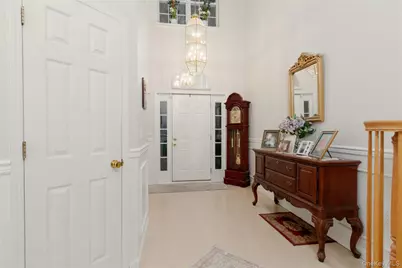 17 Ariel Drive, Middle Island, NY 11953 - Photo 4