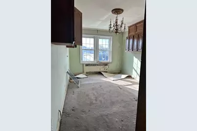 15 Gaynor Avenue #2H, Manhasset, NY 11030 - Photo 6