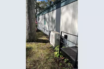 37-64 Hubbard Ave, Riverhead, NY 11901 - Photo 22