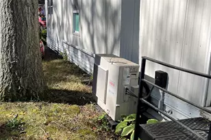 37-64 Hubbard Ave, Riverhead, NY 11901 - Photo 22