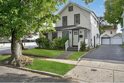 201 Jamaica Boulevard, Carle Place, NY 11514 - Photo 1