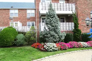 75 Noble St, Lynbrook, NY 11563 - Photo 2
