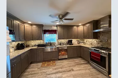 56 Glenmere Lane, Coram, NY 11727 - Photo 6