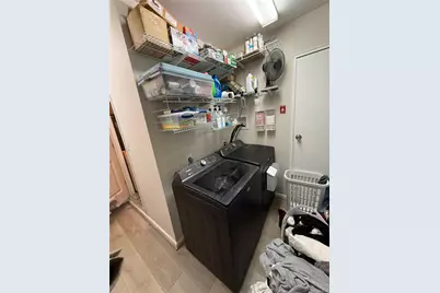 56 Glenmere Lane, Coram, NY 11727 - Photo 16