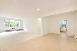 195 S Middle Neck Rd, Great Neck, NY 11021 - Photo 8