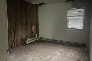 25 Avenue B, Holbrook, NY 11741 - Photo 18