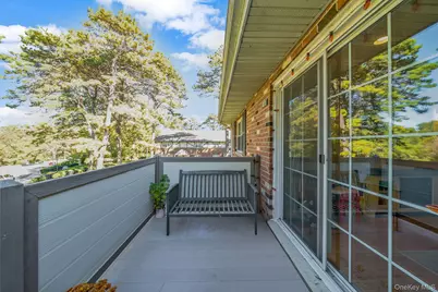 14 Glen Hollow Drive #E 1, Holtsville, NY 11742 - Photo 6