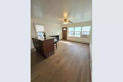 9957 164th Road, Howard Beach, NY 11414 - Photo 4