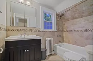 8 Craven Ln, White Plains, NY 10605 - Photo 18