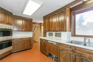 26 Vista Hill Rd, Great Neck, NY 11021 - Photo 14