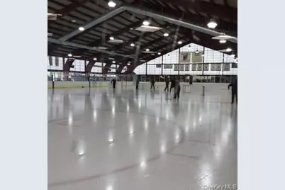 26 Vista Hill Road, Great Neck, NY 11021 - Photo 32