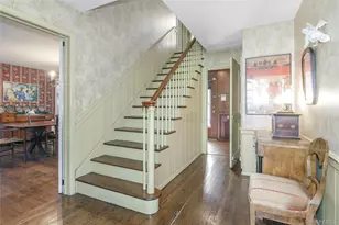 26 Vista Hill Rd, Great Neck, NY 11021 - Photo 4