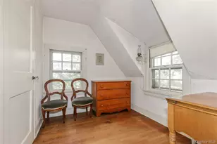 26 Vista Hill Rd, Great Neck, NY 11021 - Photo 24