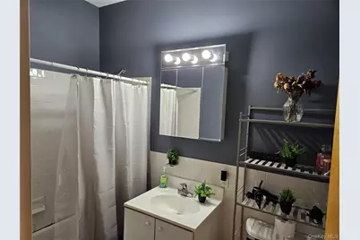 76-18 69th Place #3K, Glendale, NY 11385 - Photo 22