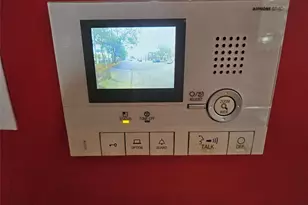 76-18 69th Pl, Glendale, NY 11385 - Photo 14