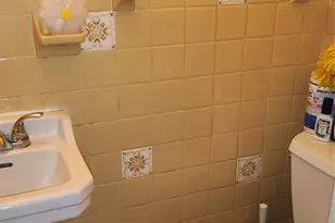 4425 Richardson Ave, Bronx, NY 10470 - Photo 8