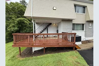 1001 McIntosh Place, Newburgh, NY 12550 - Photo 6