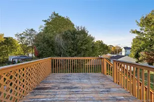 738 Old Town Rd, Port Jefferson Station, NY 11776 - Photo 14