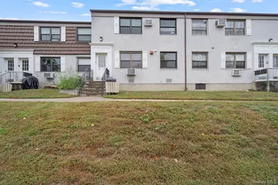 66-15 Park Drive East #B, Kew Gardens, NY 11357 - Photo 2