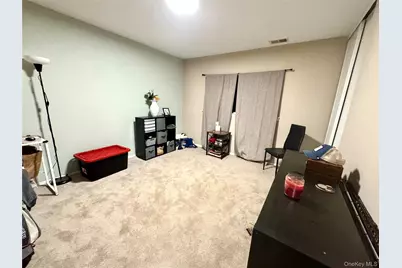 49 Pointe Circle S #49, Coram, NY 11727 - Photo 6