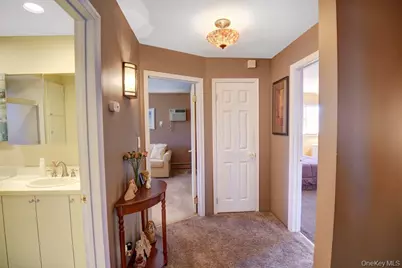 444 Division Avenue, Hicksville, NY 11801 - Photo 32