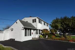 444 Division Ave, Hicksville, NY 11801 - Photo 38