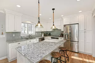 12 Darling Ave, Smithtown, NY 11787 - Photo 16