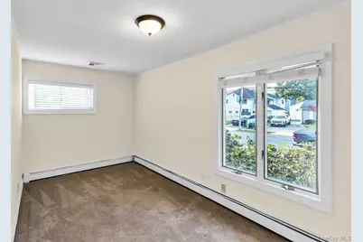 4 Greenway Drive, Syosset, NY 11791 - Photo 18