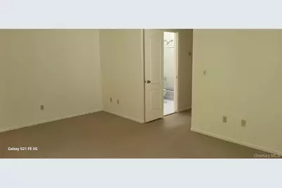 76 B Ashwood Road #B, Port Washington, NY 11050 - Photo 6